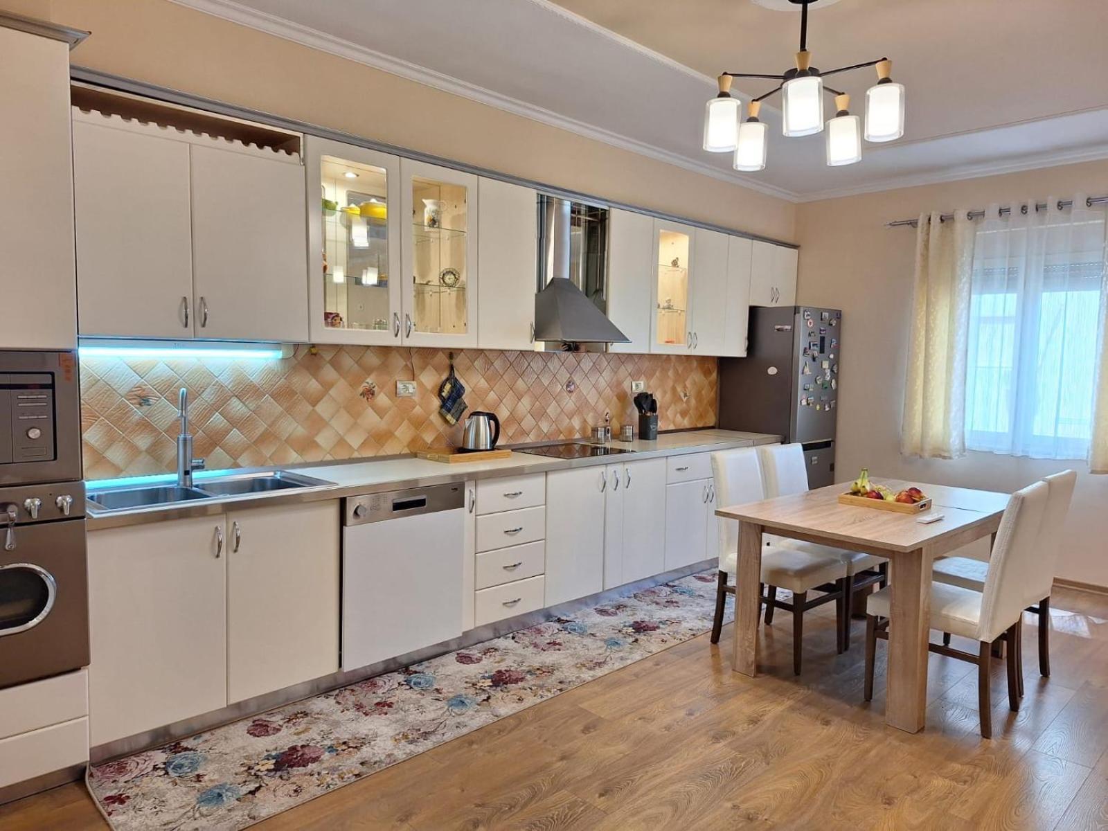 Alb Apartament 地拉那 外观 照片